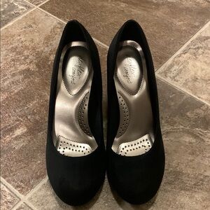 Soft Style by Hush Puppies Black Heels